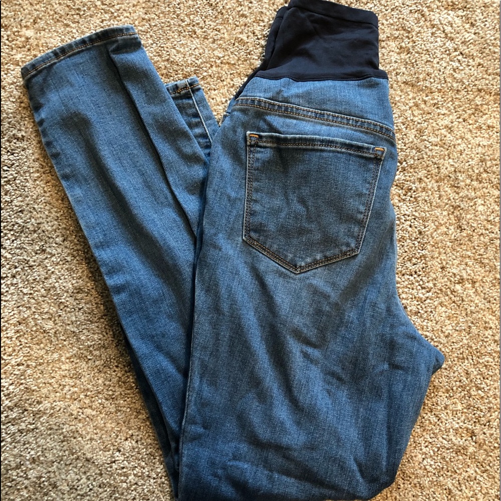 Old Navy Maternity Skinny Full Panel Jeans- size 8 Short